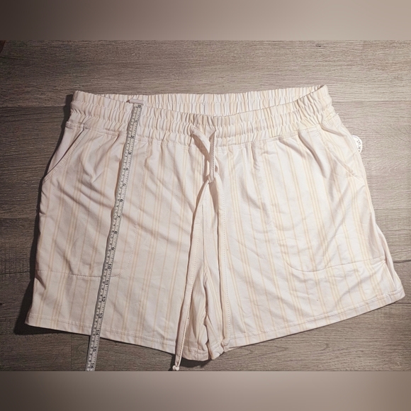 Womens size Large White Striped Elastic Waist Drawstring, old money aesthetic, - Picture 4 of 6